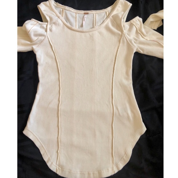 Free People Almost Famous Cold Shoulder Top Sz Small - Picture 3 of 7